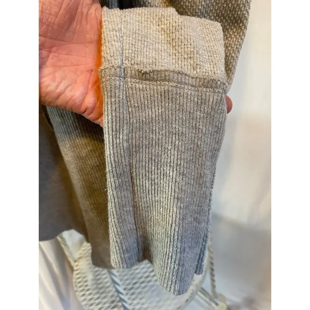 Free People Top Turtleneck Gray Longsleeve Button Cuff Detail Cotton Med - Picture 5 of 11